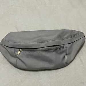 Canvelle Classic Gray Fanny Pack